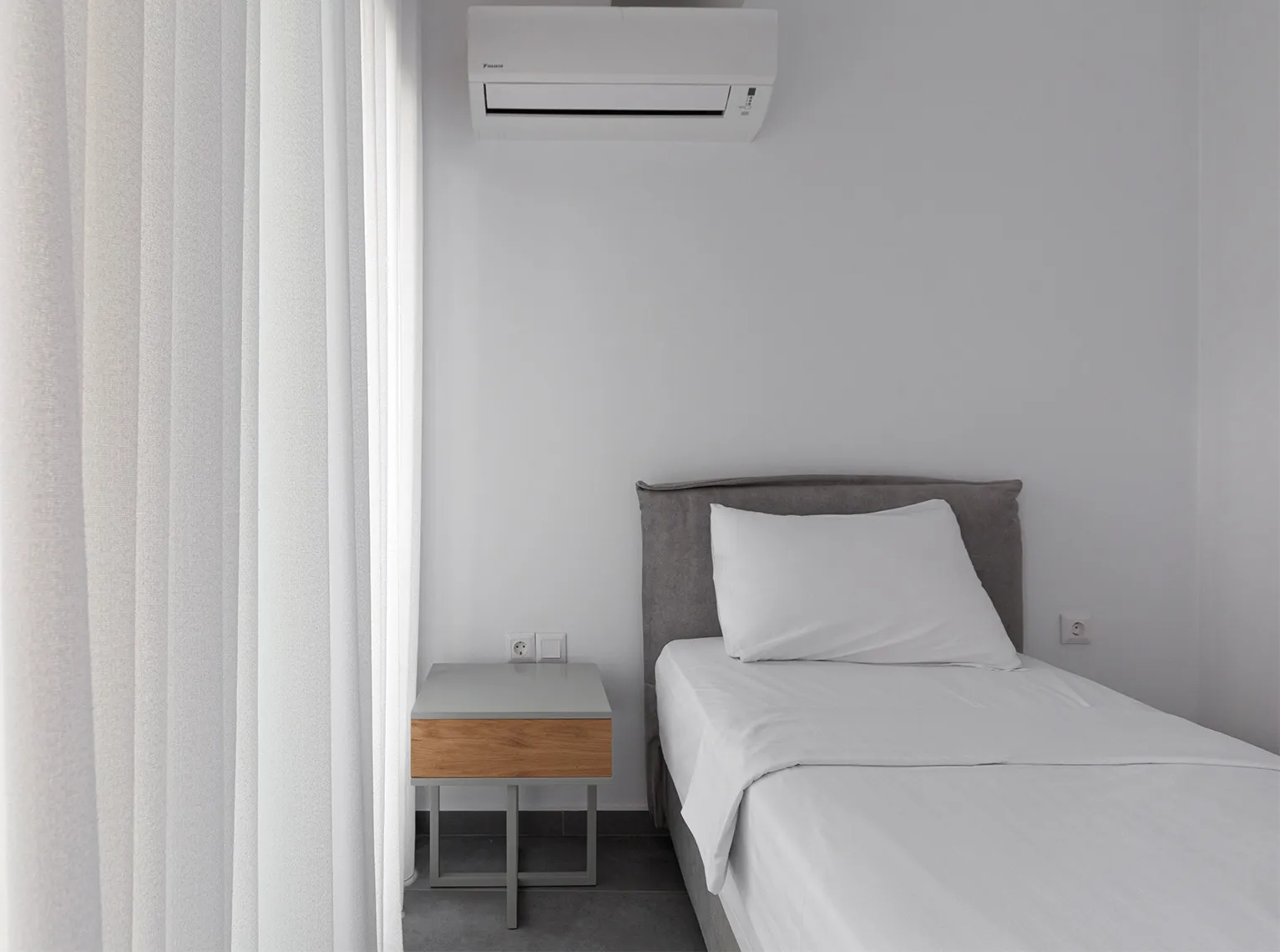 Πετρούπολη | Χρυσοστόμου Σμύρνης - Α2